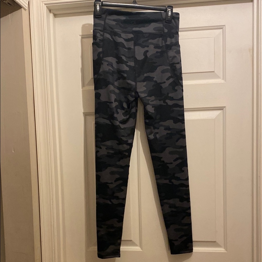 Gap Teen Fleece Lined Camouflage Leggings